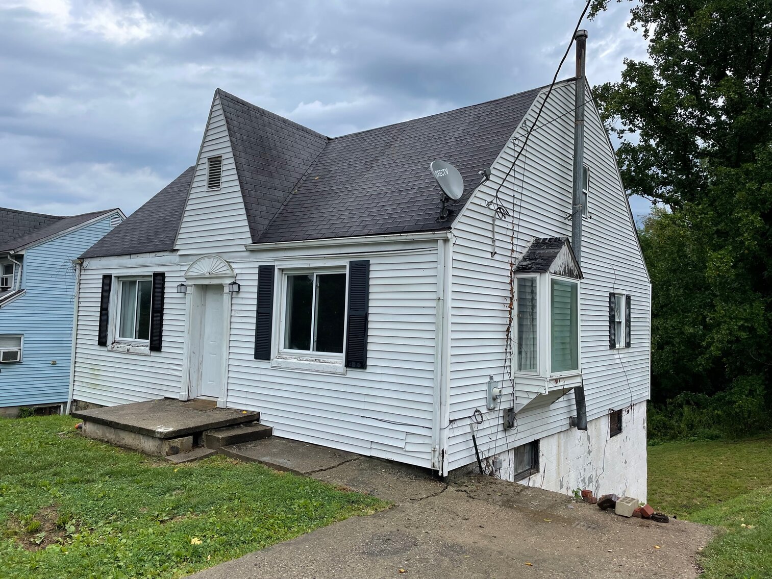 Image for SOLD $22,000 - 3 Bedroom on a Double Lot in South Charleston