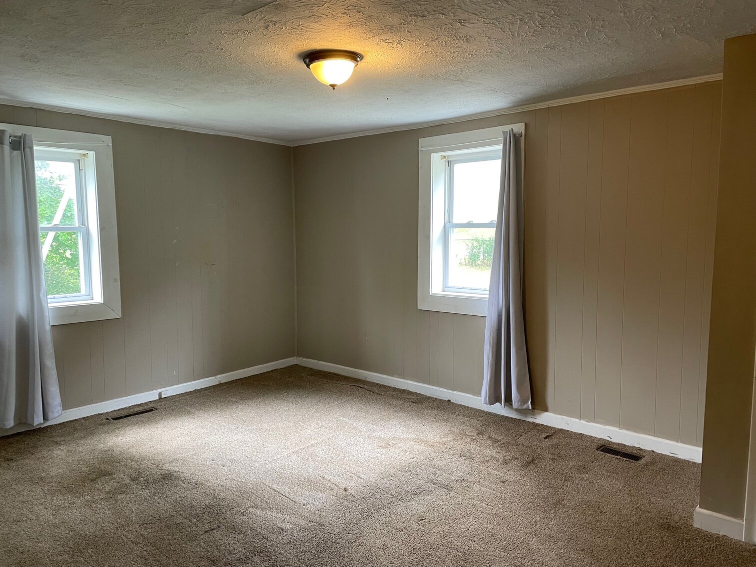 Image for SOLD $22,000 - 3 Bedroom on a Double Lot in South Charleston