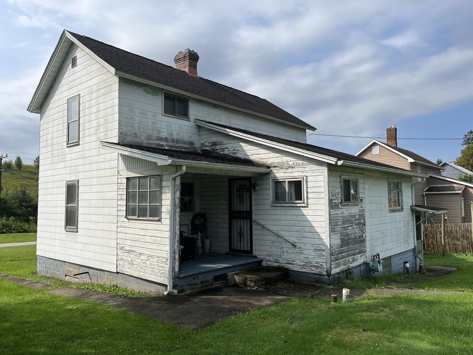 Image for SOLD $41,800 - 3 Bedroom on a Double Lot Selling to the Highest Bidder