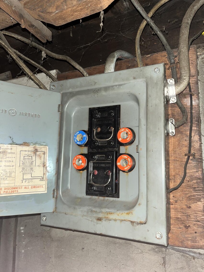 Image for SOLD $41,800 - 3 Bedroom on a Double Lot Selling to the Highest Bidder