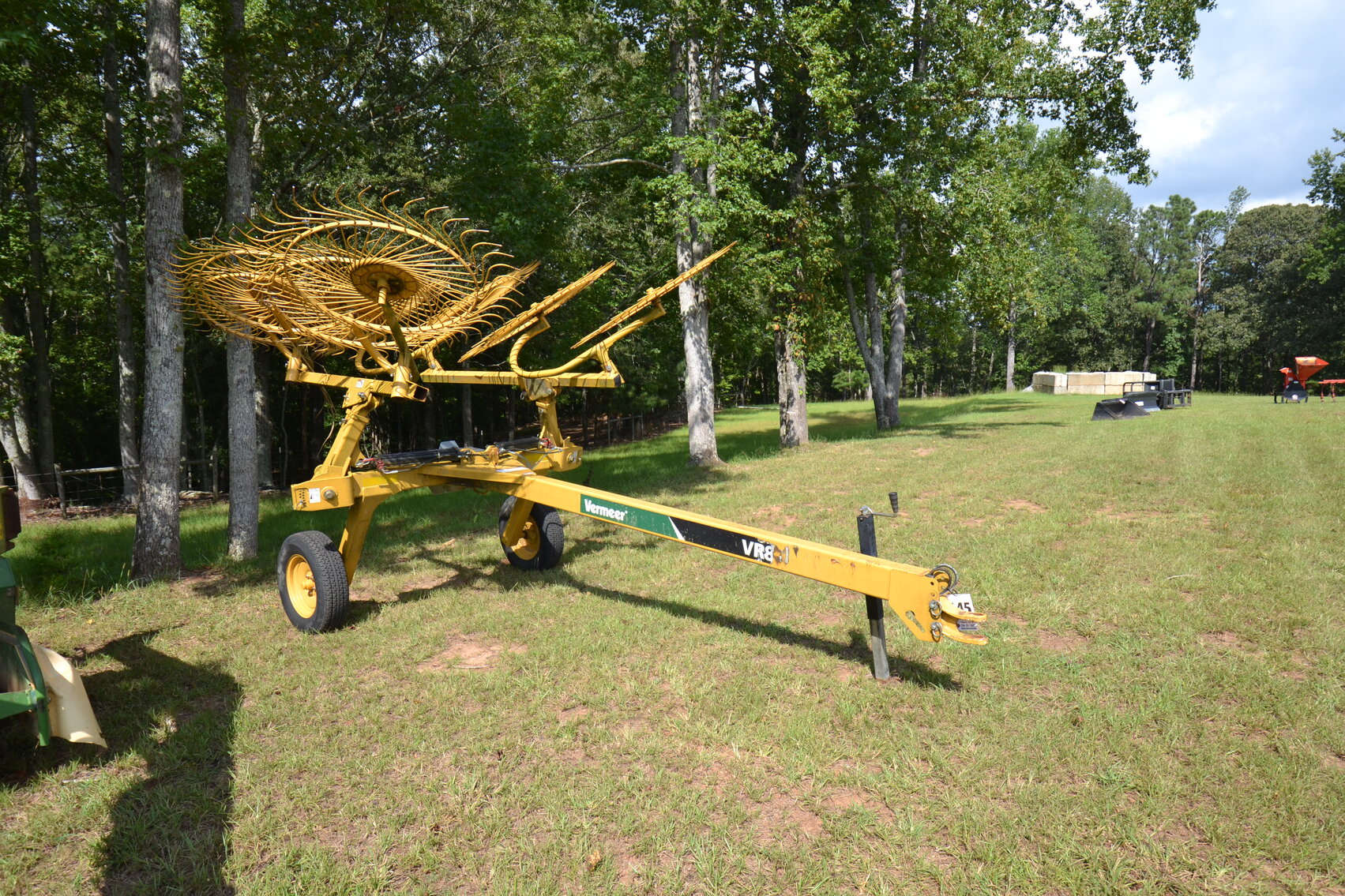 Hay Rake Vermeer VR 820 