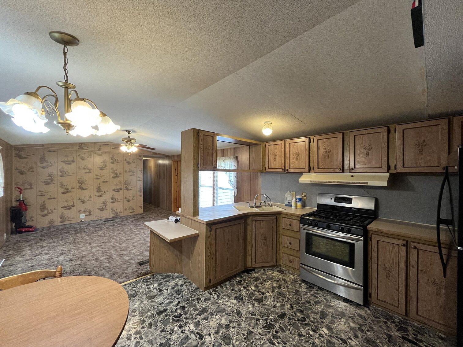 Image for SOLD $71,500 - Move-in Ready 5 Bedroom on 1.63 Acres