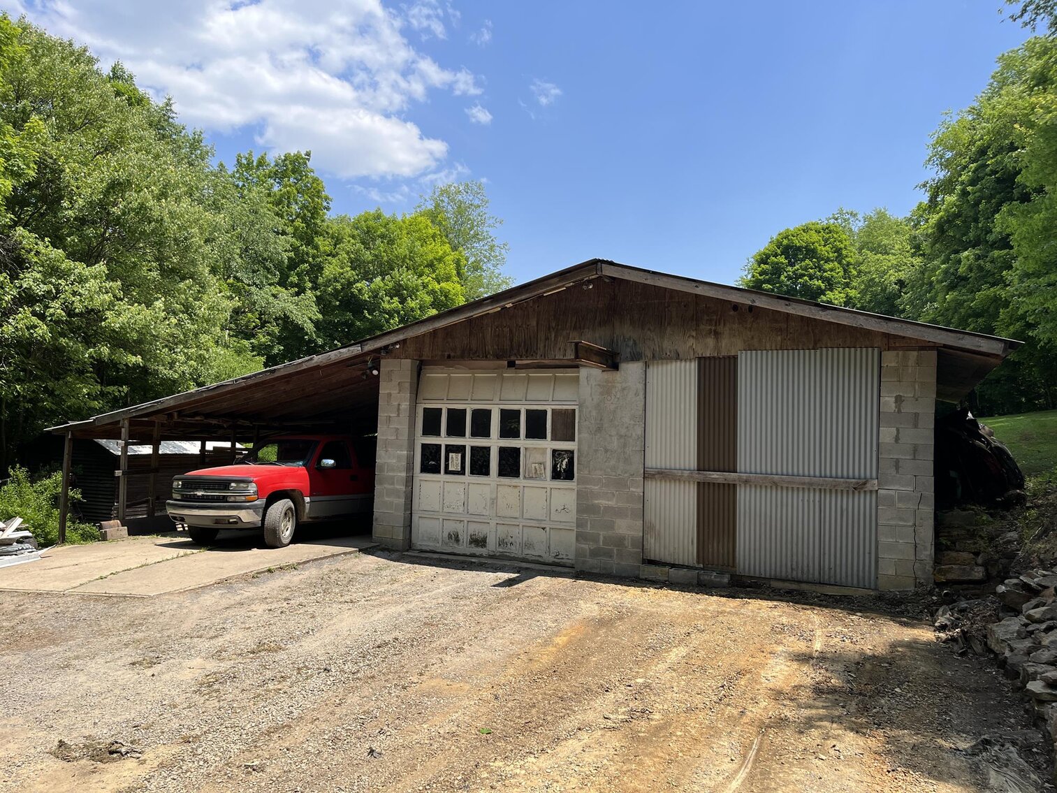 Image for SOLD $71,500 - Move-in Ready 5 Bedroom on 1.63 Acres