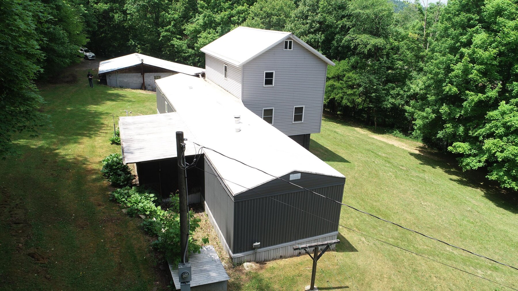 Image for SOLD $71,500 - Move-in Ready 5 Bedroom on 1.63 Acres