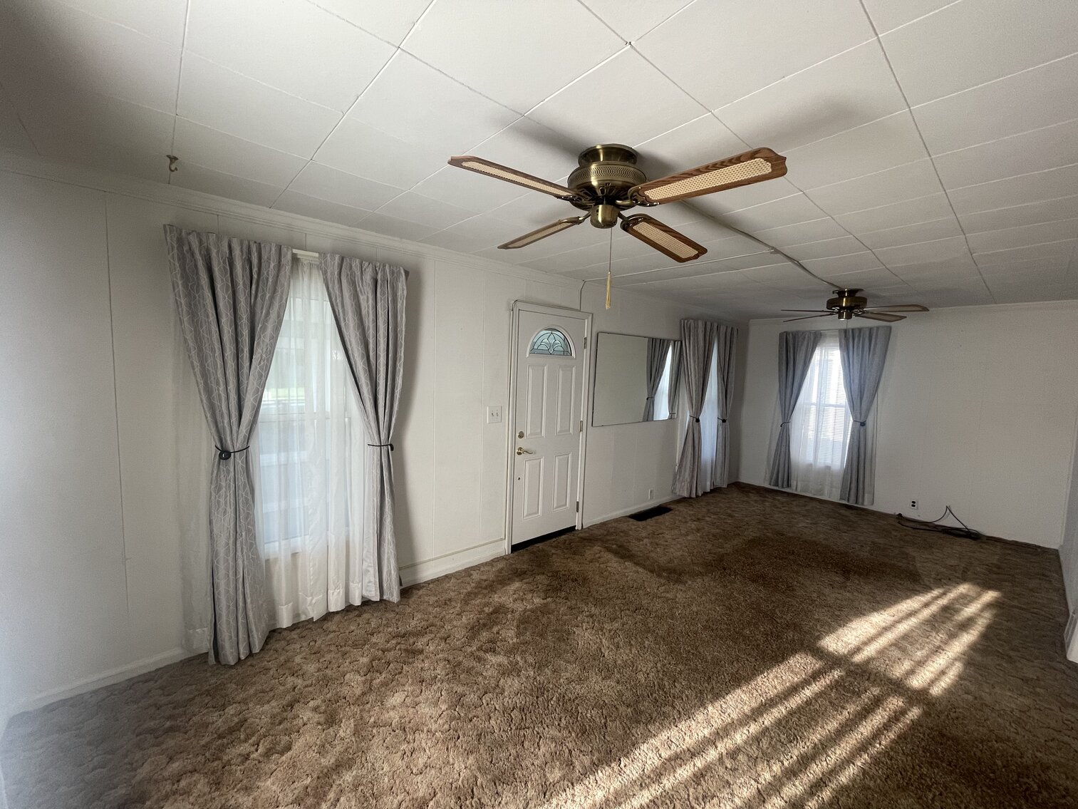 Image for MINIMUM BID AUCTION $69,000! 5322 W Bancroft St