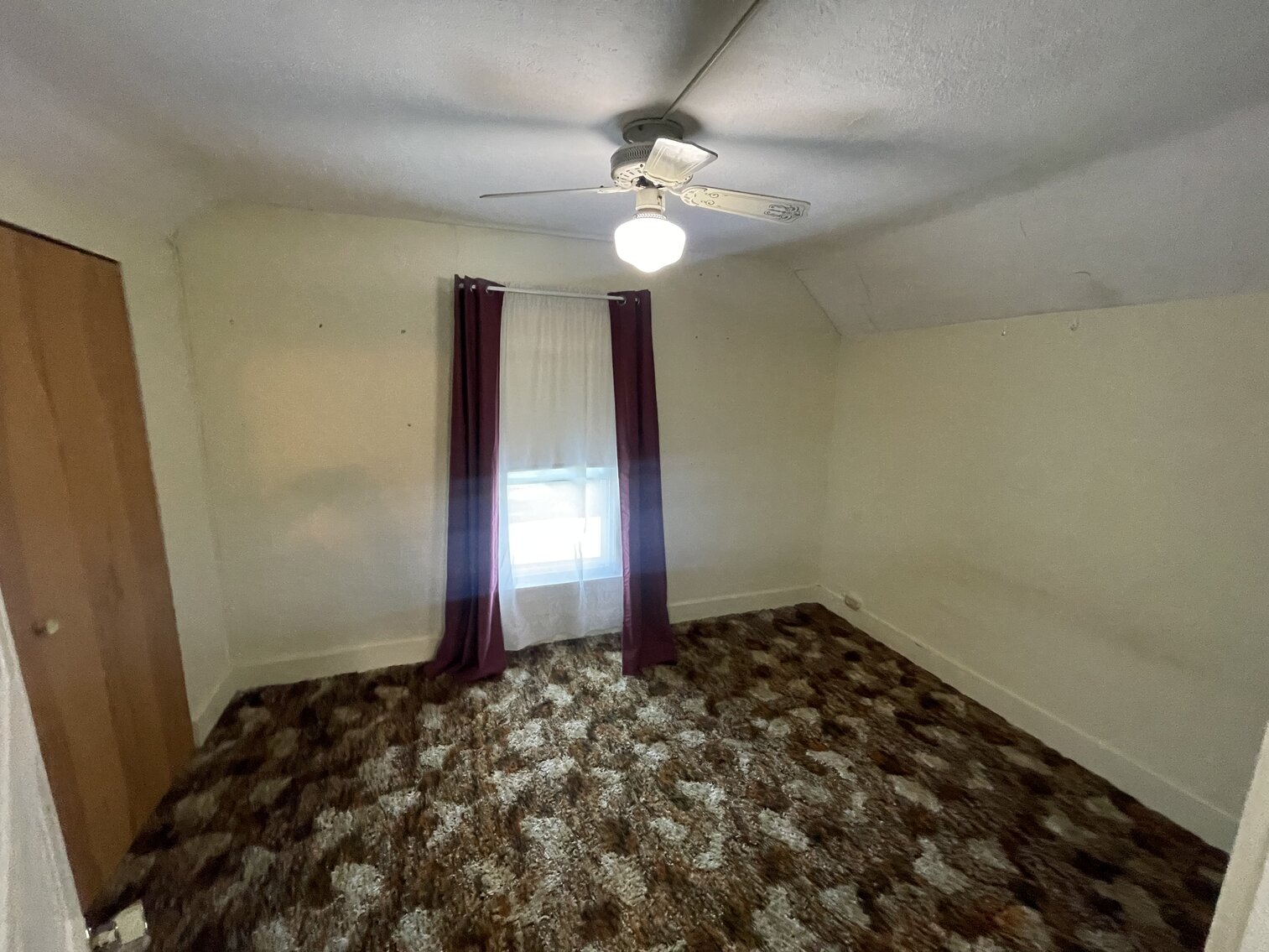 Image for MINIMUM BID AUCTION $69,000! 5322 W Bancroft St