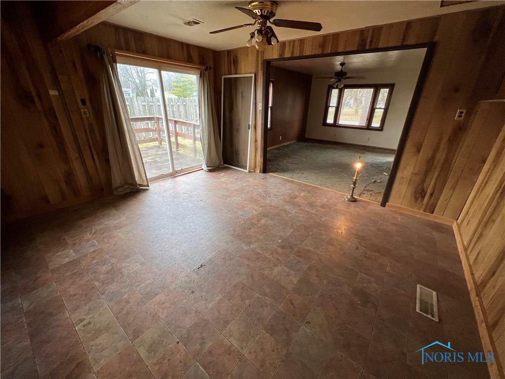 Image for ABSOLUTE AUCTION! 5859 Willacker Rd