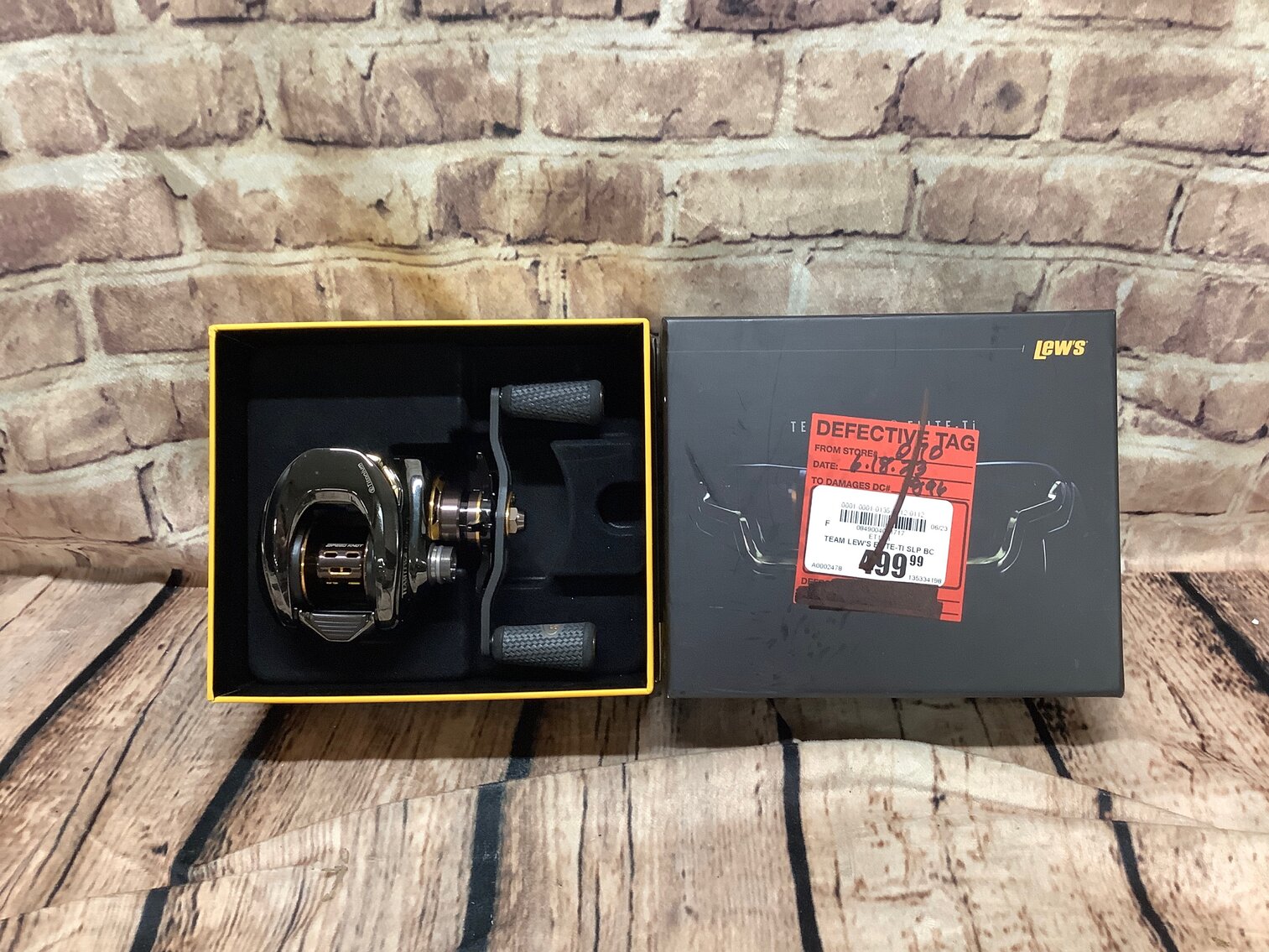 LEWS Team Elite-Ti Baitcaster 
