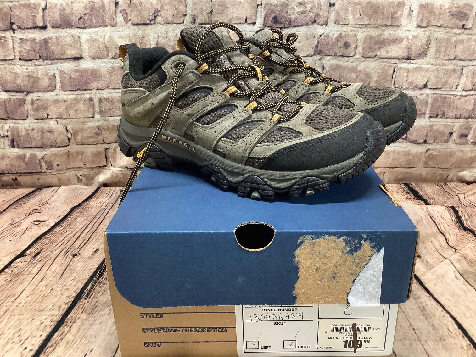 Mens 8 Merrell’s 