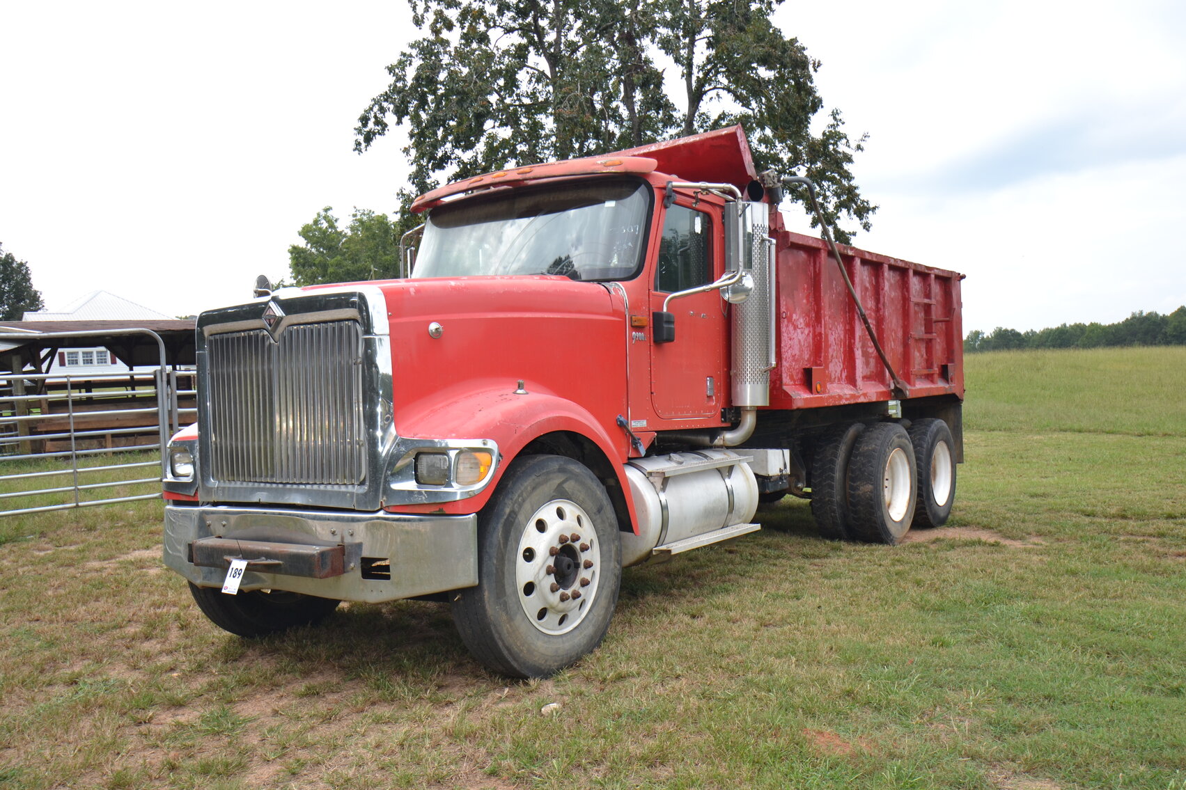 Dump Truck International 
