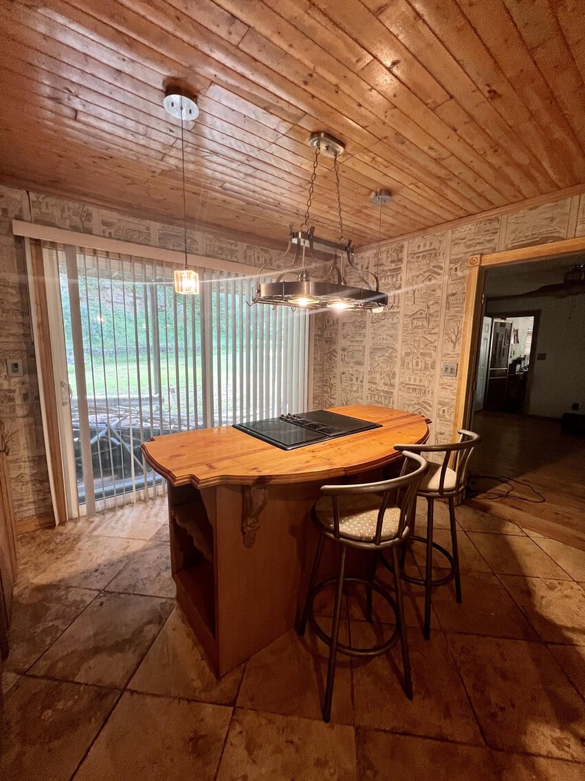 Image for SOLD $220,000 - Beautiful 4 Bedroom Brick Home on 8 Acres