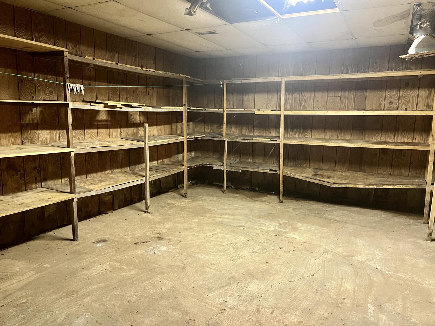 Image for SOLD $220,000 - Beautiful 4 Bedroom Brick Home on 8 Acres