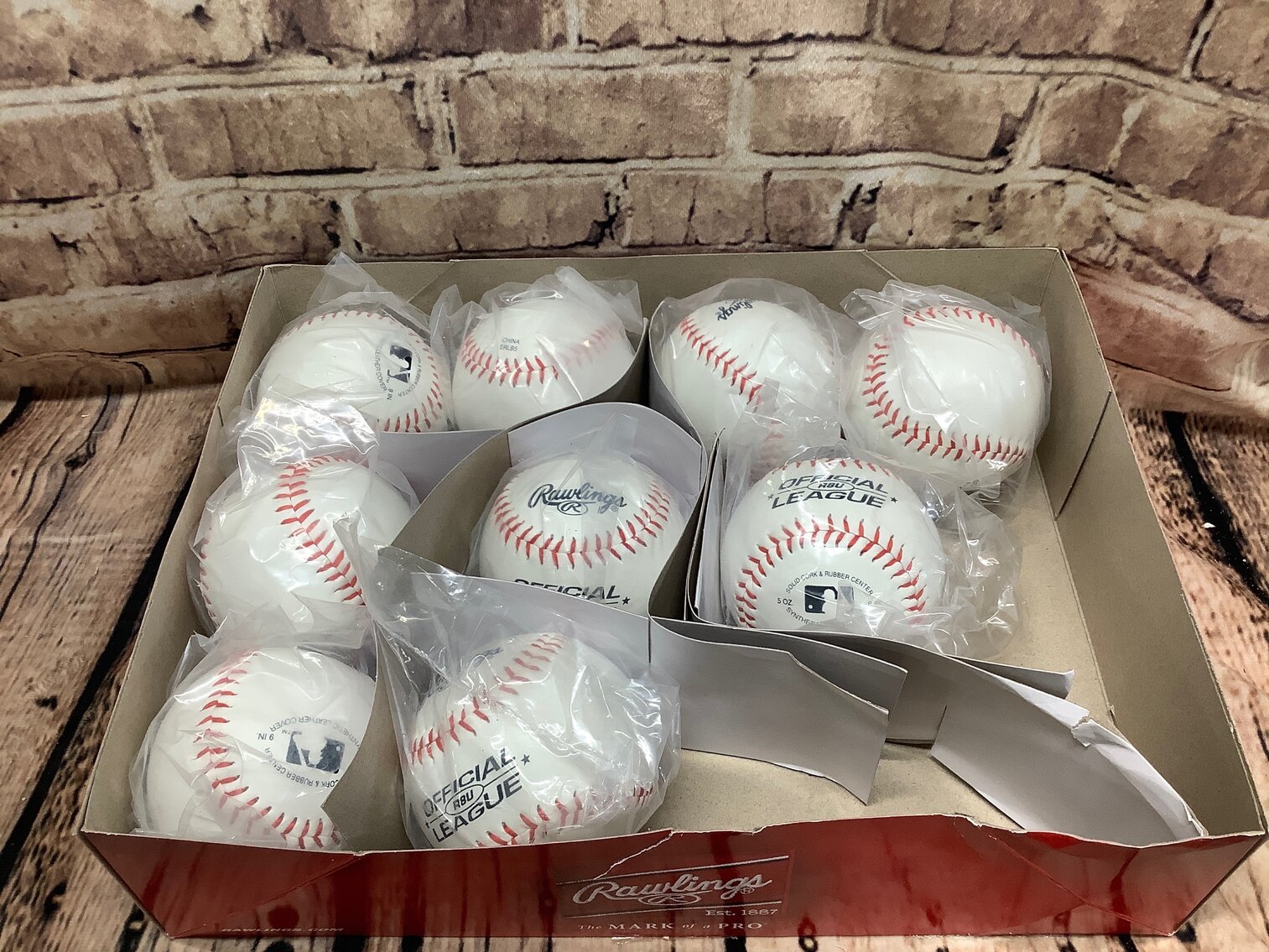 (9) Rawlings 8U Baseballs 