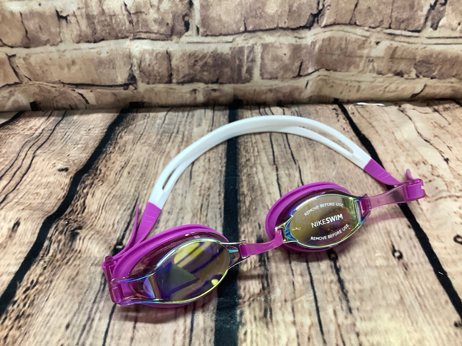 Nike Chrome Mirror Swim Goggles 