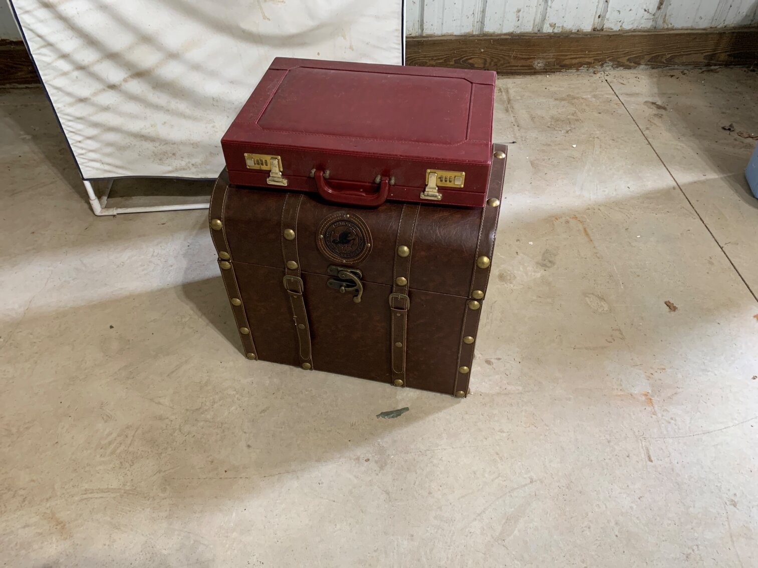 Small Trunk And Briefcase 