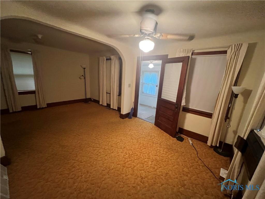 Image for MINIMUM BID AUCTION $20,000! 609 E. Garfield Ave.