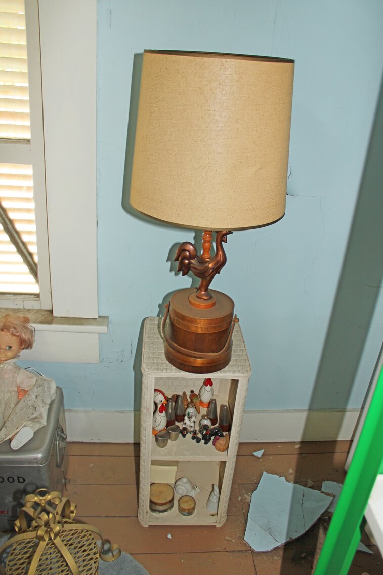 Image for VINTAGE TIME CAPSULE ESTATE AUCTION