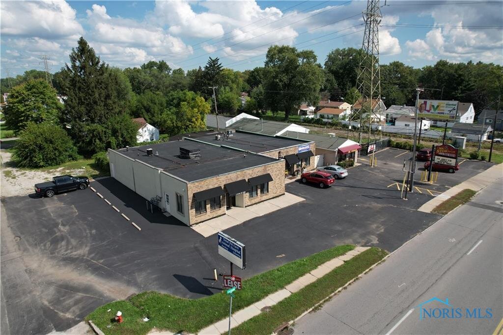 Image for MINIMUM BID AUCTION $299,000! 2814 Glendale Ave