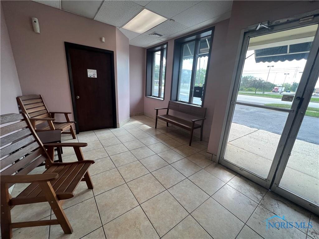 Image for MINIMUM BID AUCTION $299,000! 2814 Glendale Ave