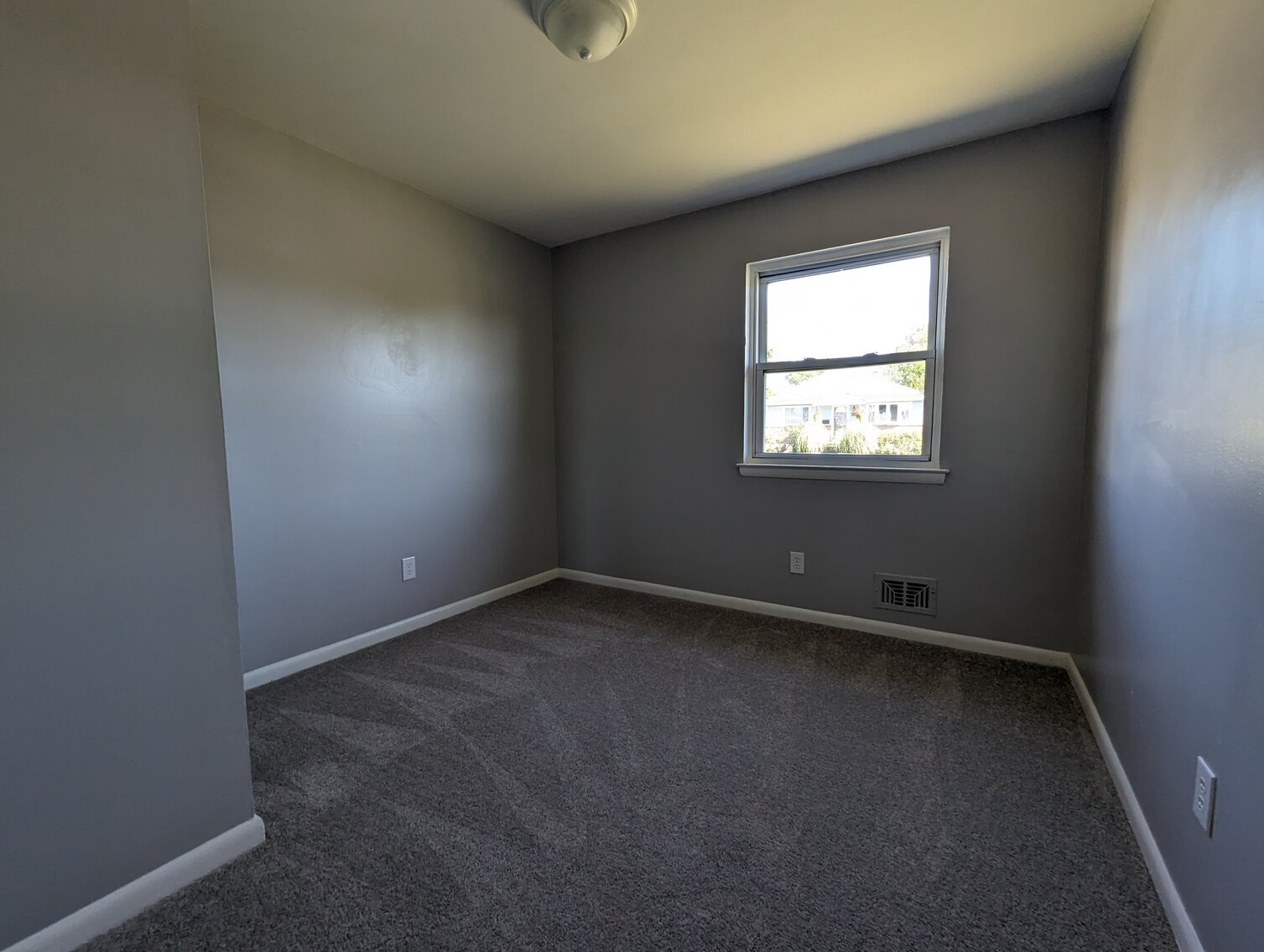 Image for CLEAN 3 BR, 1.5 BA BRICK & VINYL SIDED RANCHER