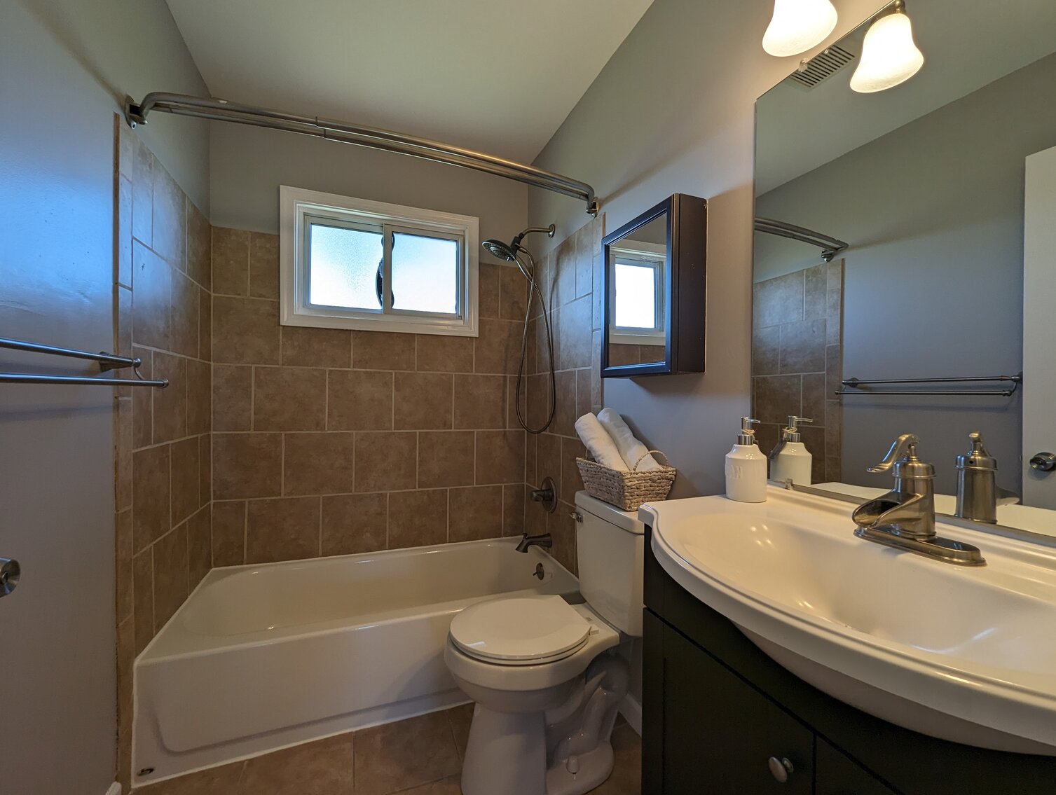 Image for CLEAN 3 BR, 1.5 BA BRICK & VINYL SIDED RANCHER