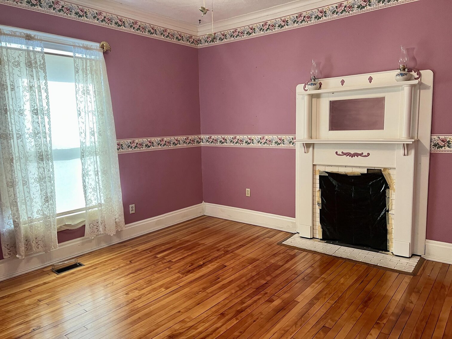 Image for SOLD $77,000 - Beautiful & Original 4-Bedroom Home in Quiet Subdivision