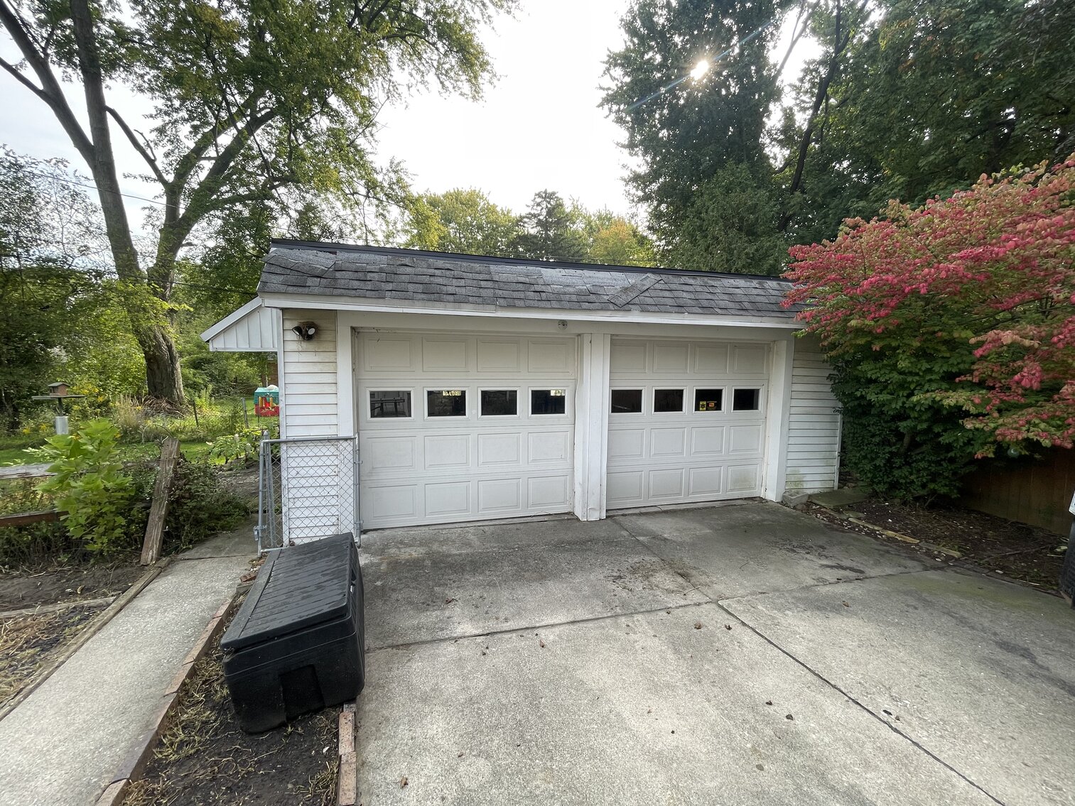 Image for MINIMUM BID AUCTION $69,000! 2025 Hogarth Rd