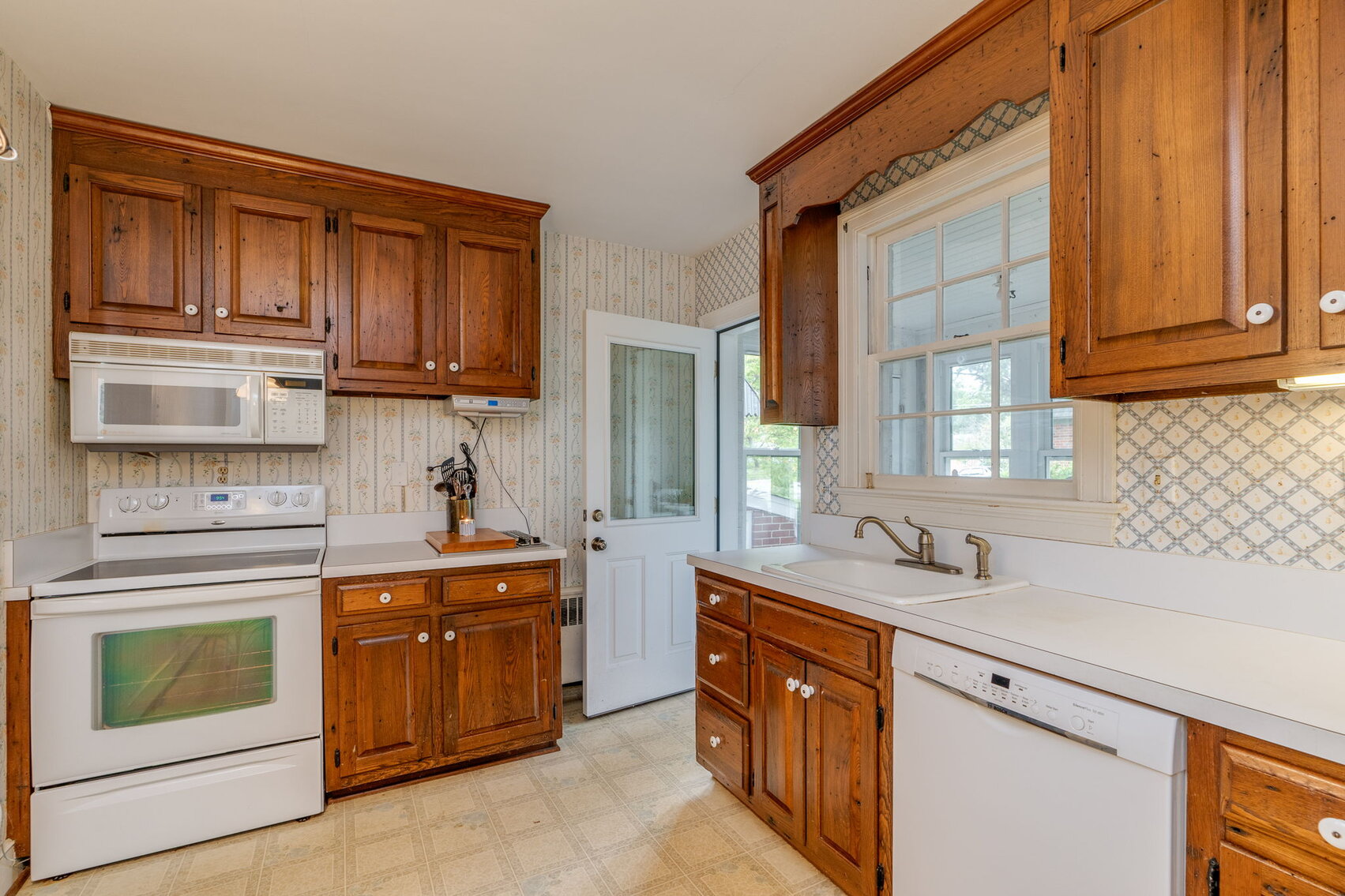 Image for 81 LaSalle Avenue