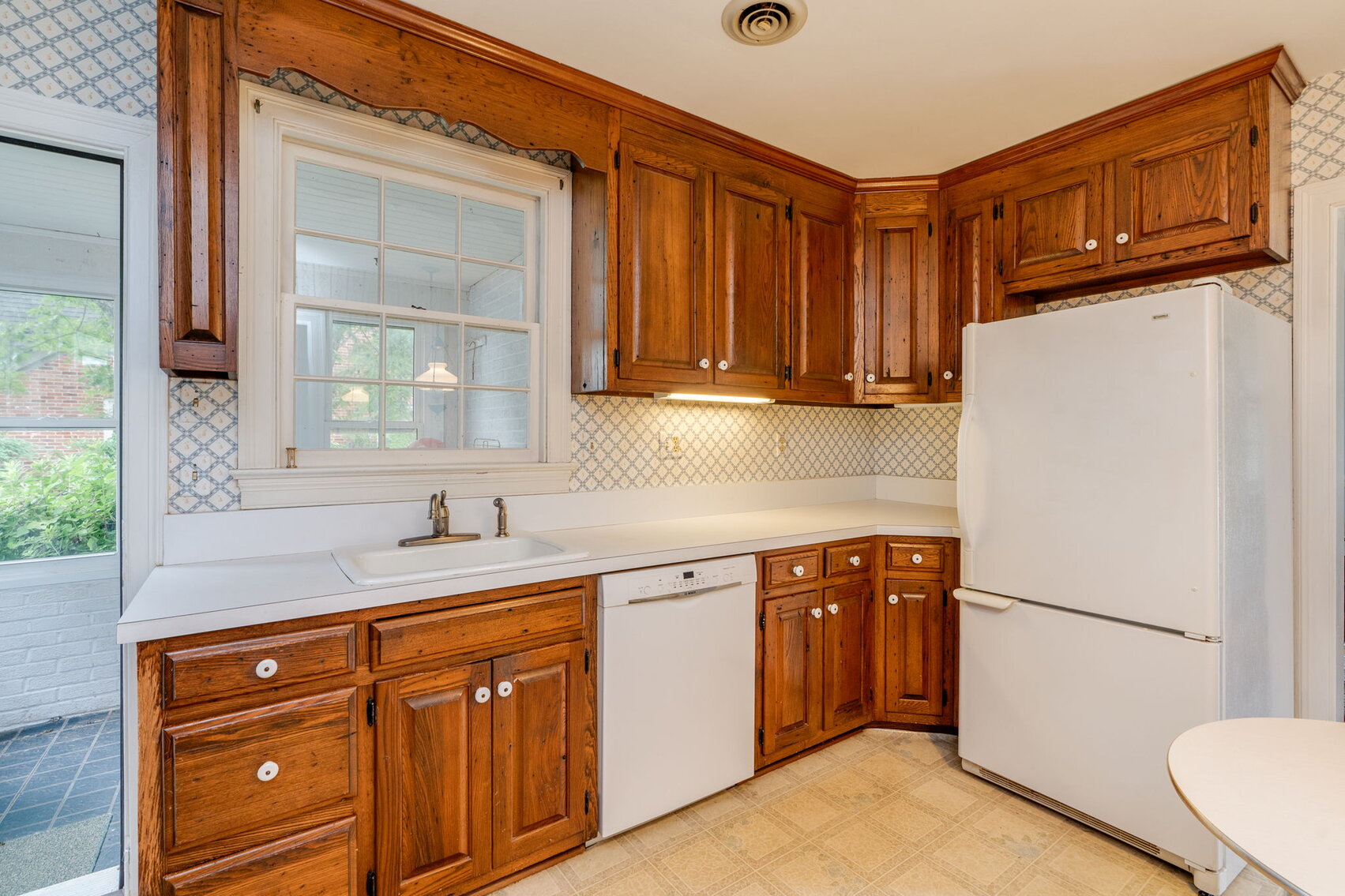 Image for 81 LaSalle Avenue