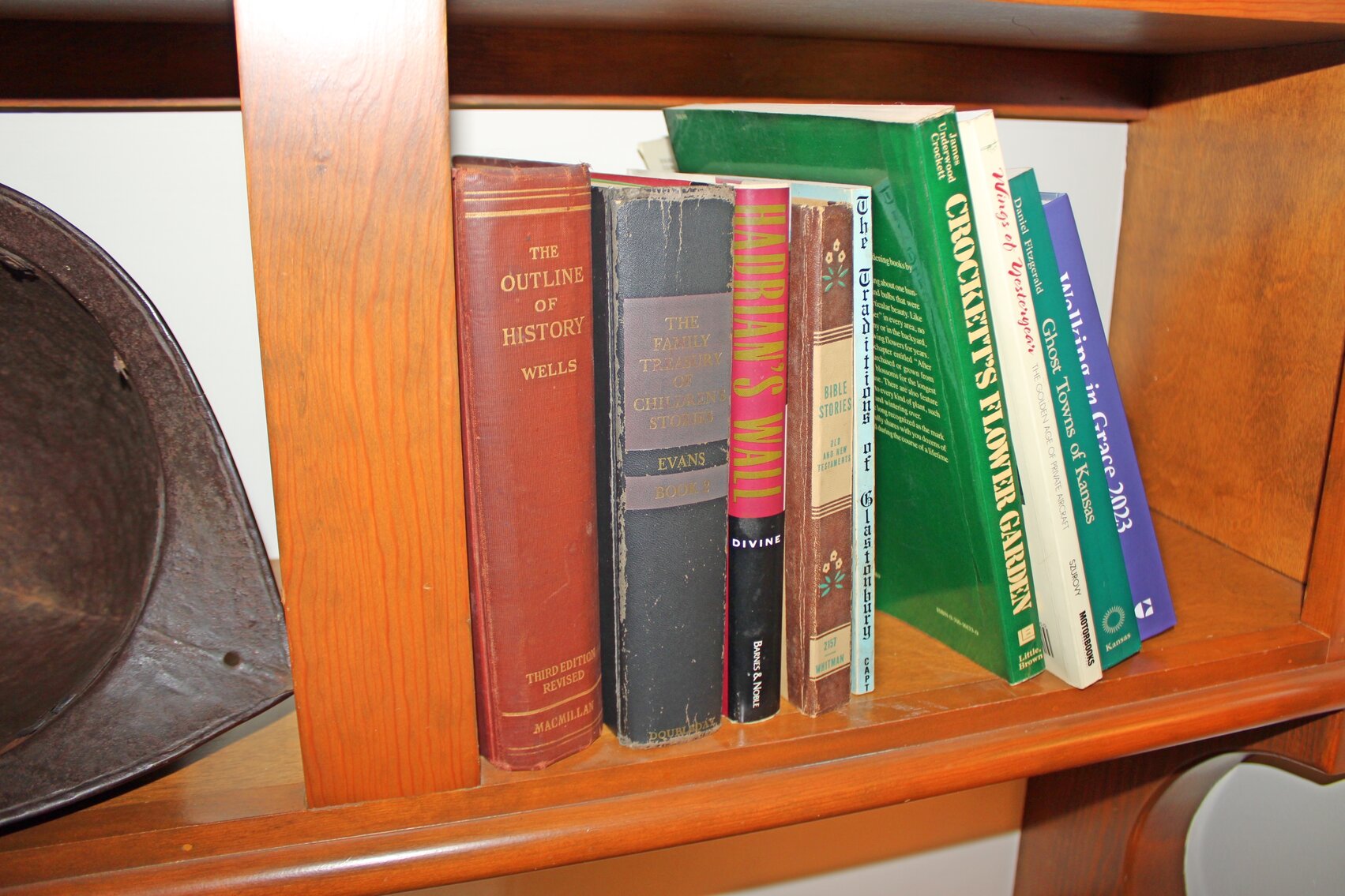 Image for ECLECTIC ESTATE AUCTION