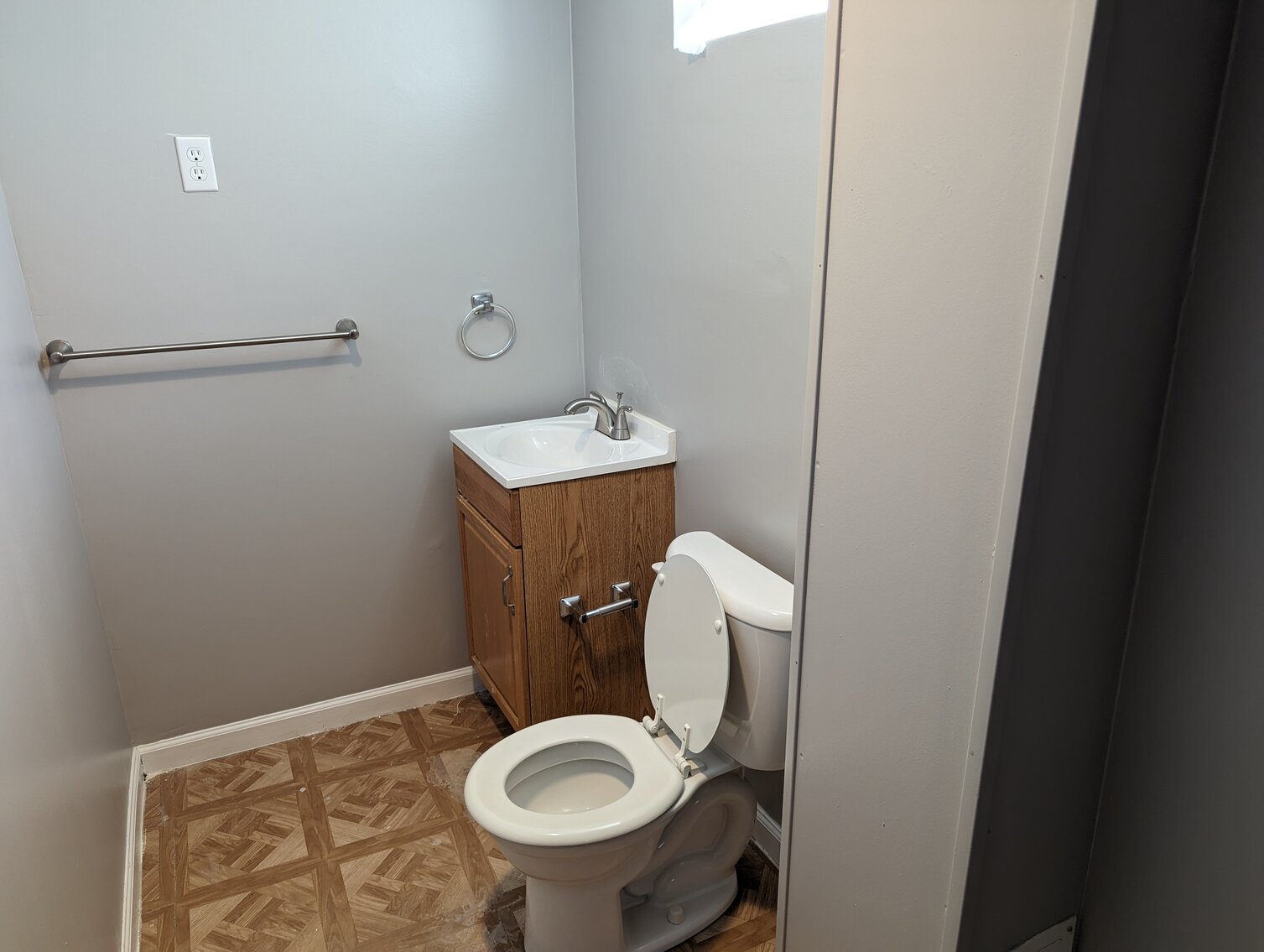 Image for CLEAN 3 BR, 1.5 BA BRICK & VINYL SIDED RANCHER