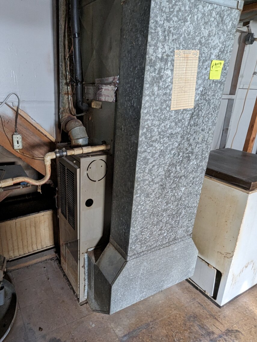 Image for CLEAN 3 BR, 1.5 BA BRICK & VINYL SIDED RANCHER