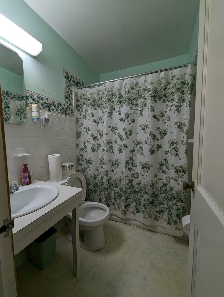 Image for 3 BR, 2-STORY VINYL SIDED CAPE COD; IN BOX BARBIES, CABBAGE PATCH, STAR TREK & STAR WARS COLLECTIBLES, GLASSWARE, FURNITURE & TOOLS