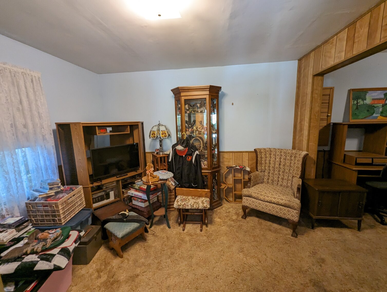 Image for 3 BR, 2-STORY VINYL SIDED CAPE COD; IN BOX BARBIES, CABBAGE PATCH, STAR TREK & STAR WARS COLLECTIBLES, GLASSWARE, FURNITURE & TOOLS