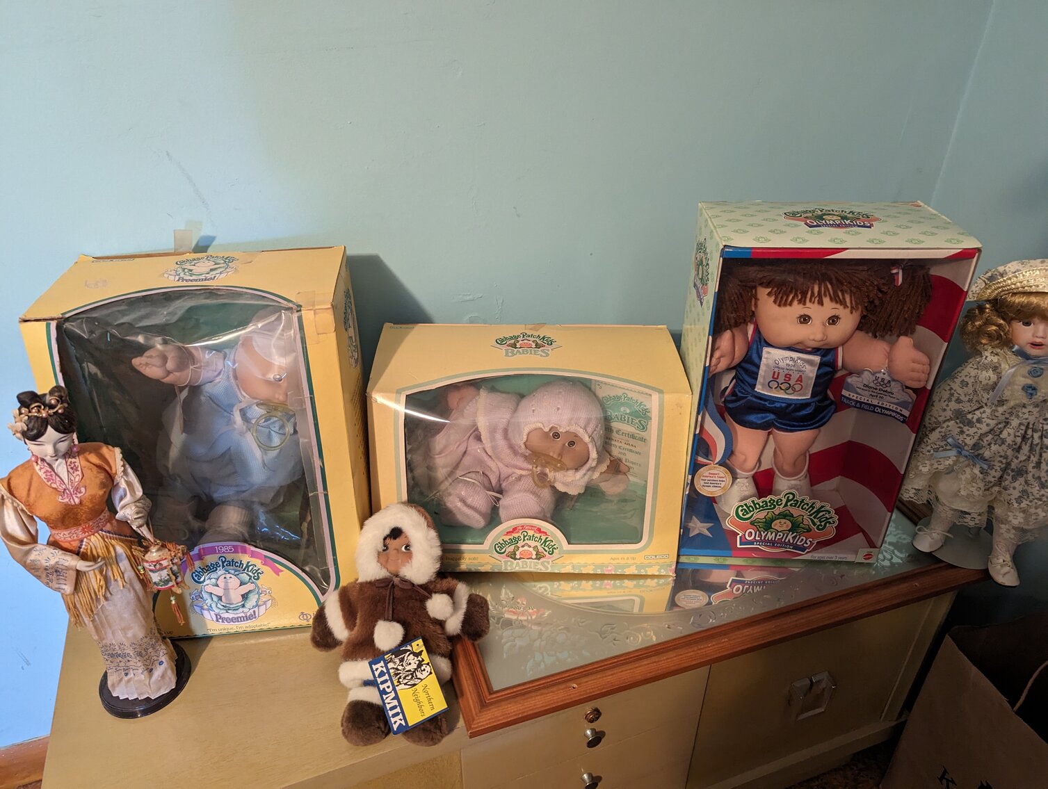 Image for 3 BR, 2-STORY VINYL SIDED CAPE COD; IN BOX BARBIES, CABBAGE PATCH, STAR TREK & STAR WARS COLLECTIBLES, GLASSWARE, FURNITURE & TOOLS