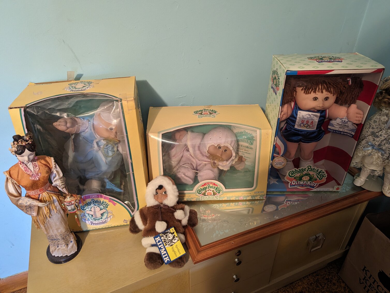 Image for 3 BR, 2-STORY VINYL SIDED CAPE COD; IN BOX BARBIES, CABBAGE PATCH, STAR TREK & STAR WARS COLLECTIBLES, GLASSWARE, FURNITURE & TOOLS