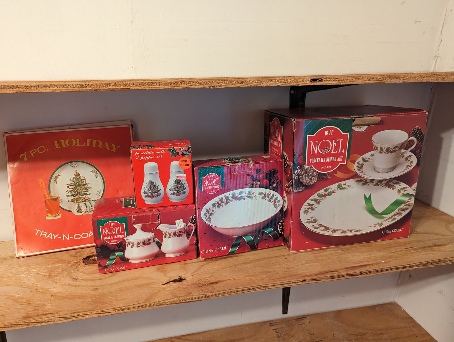 Image for 3 BR, 2-STORY VINYL SIDED CAPE COD; IN BOX BARBIES, CABBAGE PATCH, STAR TREK & STAR WARS COLLECTIBLES, GLASSWARE, FURNITURE & TOOLS