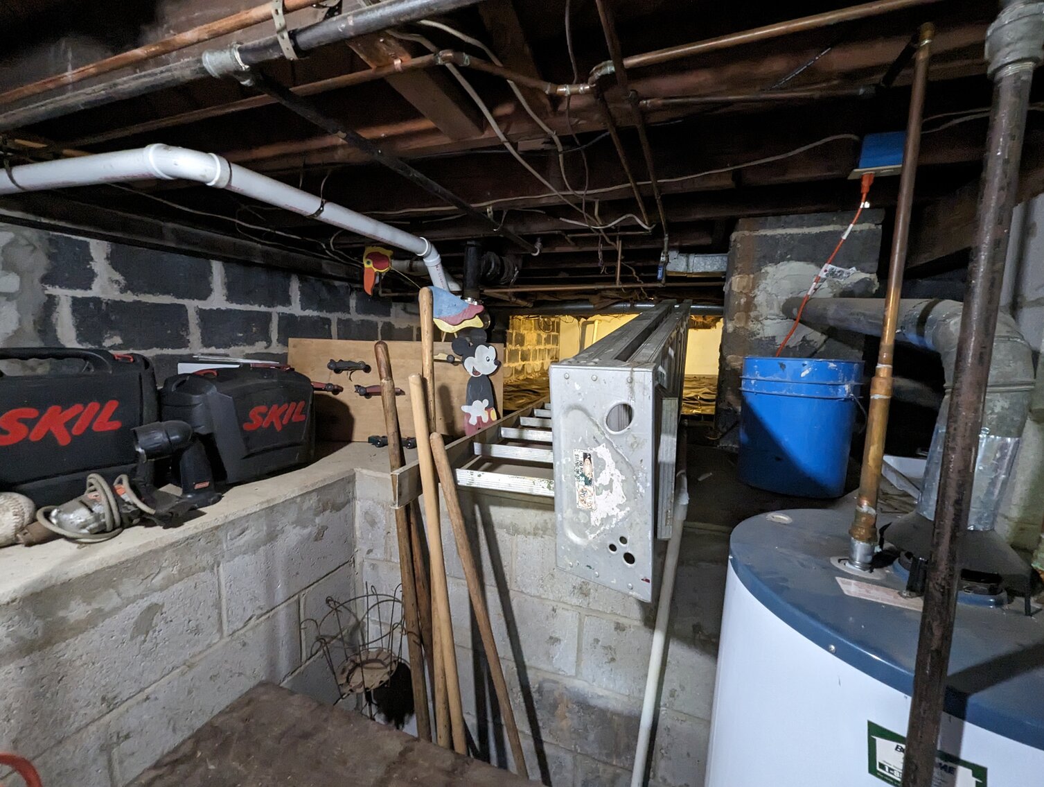 Image for 3 BR, 2-STORY VINYL SIDED CAPE COD; IN BOX BARBIES, CABBAGE PATCH, STAR TREK & STAR WARS COLLECTIBLES, GLASSWARE, FURNITURE & TOOLS