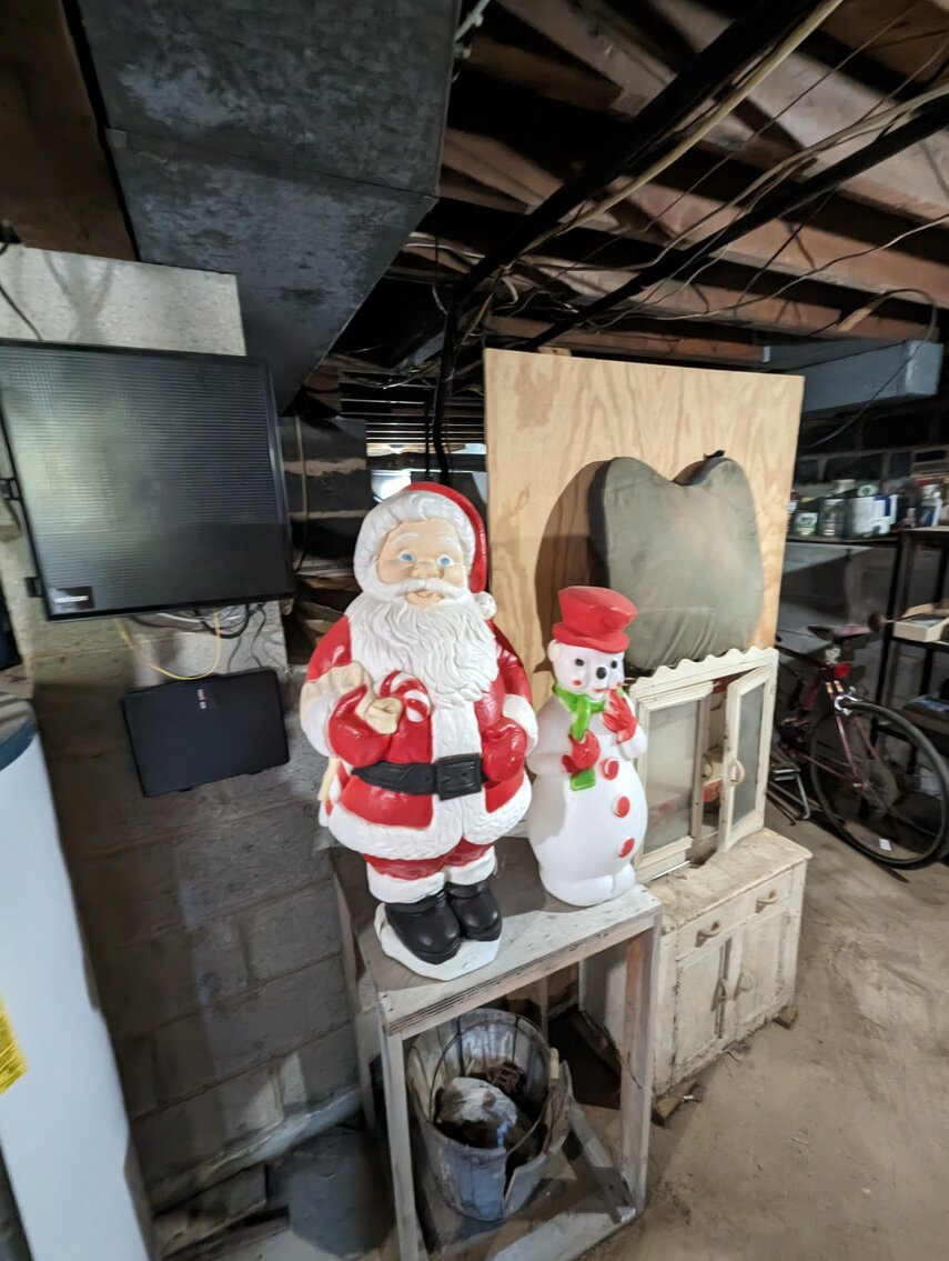 Image for 3 BR, 2-STORY VINYL SIDED CAPE COD; IN BOX BARBIES, CABBAGE PATCH, STAR TREK & STAR WARS COLLECTIBLES, GLASSWARE, FURNITURE & TOOLS