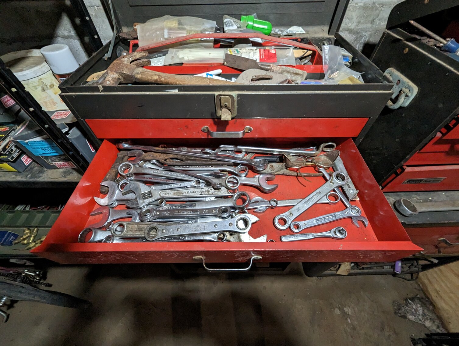 Image for 3 BR, 2-STORY VINYL SIDED CAPE COD; IN BOX BARBIES, CABBAGE PATCH, STAR TREK & STAR WARS COLLECTIBLES, GLASSWARE, FURNITURE & TOOLS