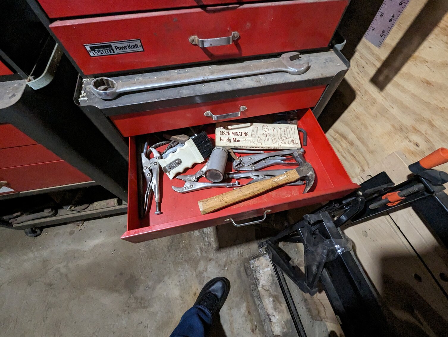 Image for 3 BR, 2-STORY VINYL SIDED CAPE COD; IN BOX BARBIES, CABBAGE PATCH, STAR TREK & STAR WARS COLLECTIBLES, GLASSWARE, FURNITURE & TOOLS