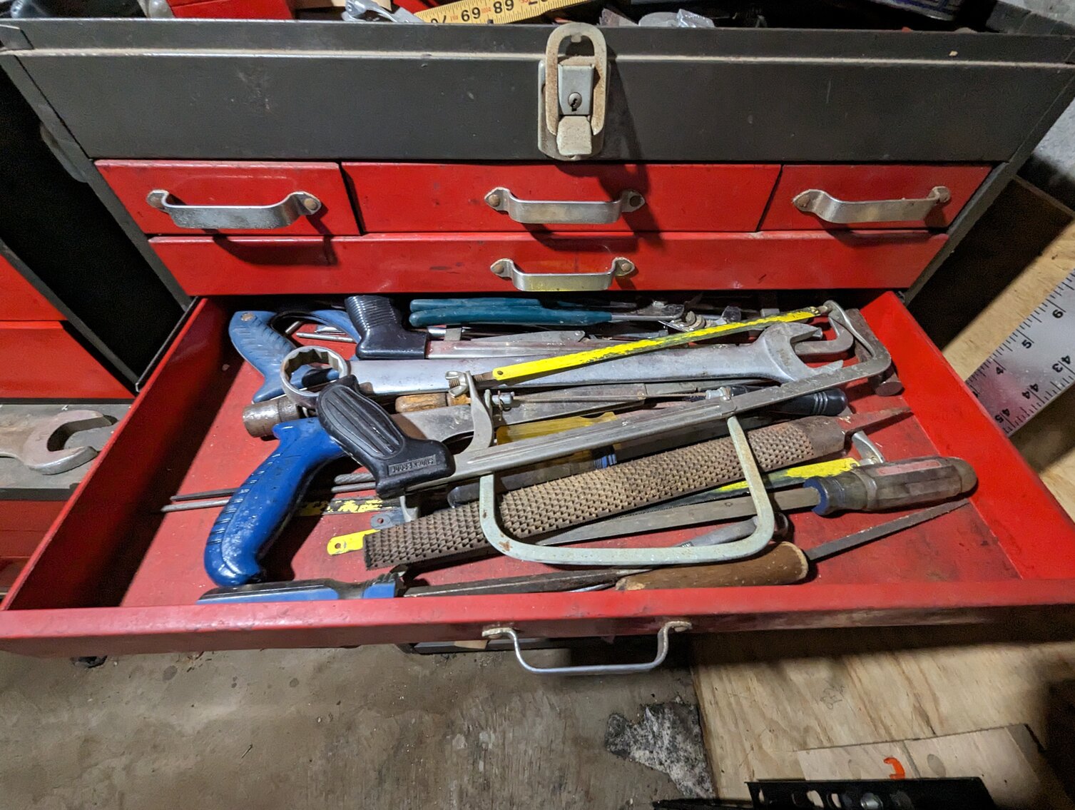 Image for 3 BR, 2-STORY VINYL SIDED CAPE COD; IN BOX BARBIES, CABBAGE PATCH, STAR TREK & STAR WARS COLLECTIBLES, GLASSWARE, FURNITURE & TOOLS