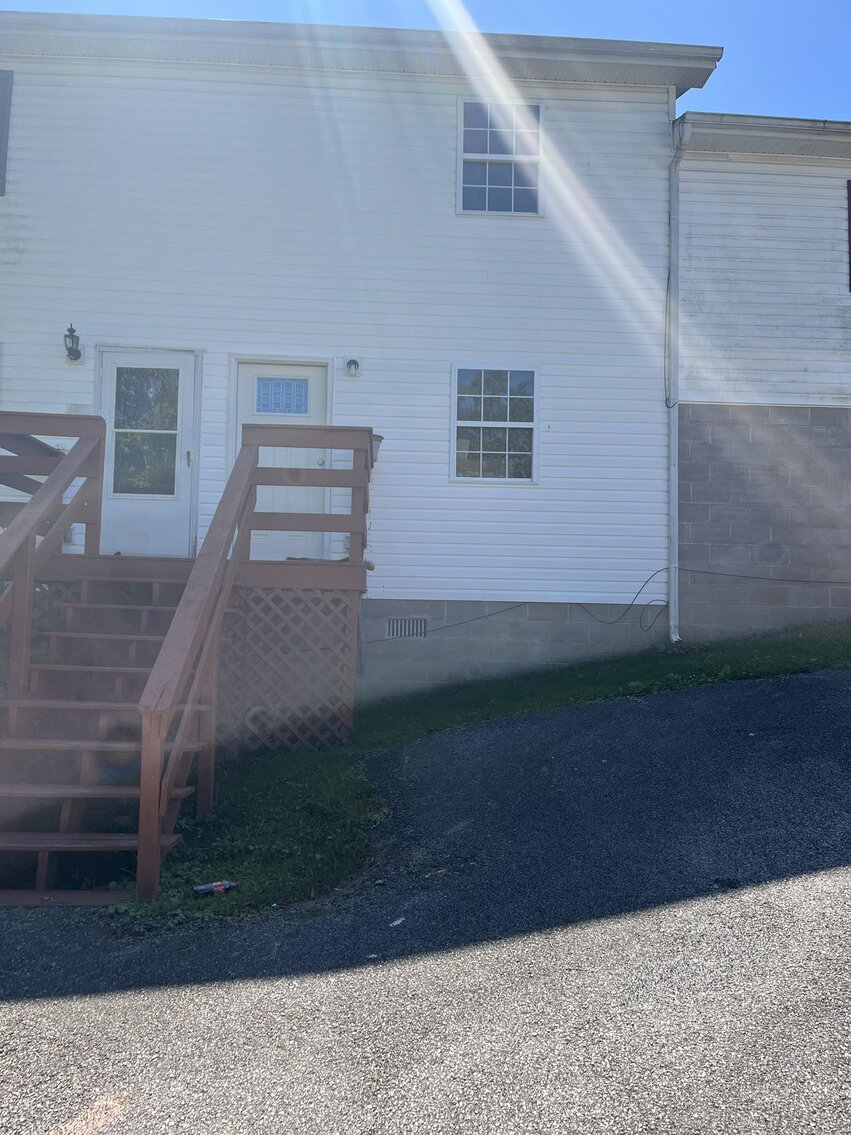 Image for SOLD $74,800 - 2 Bedroom Townhome in Cross Lanes with Many Updates