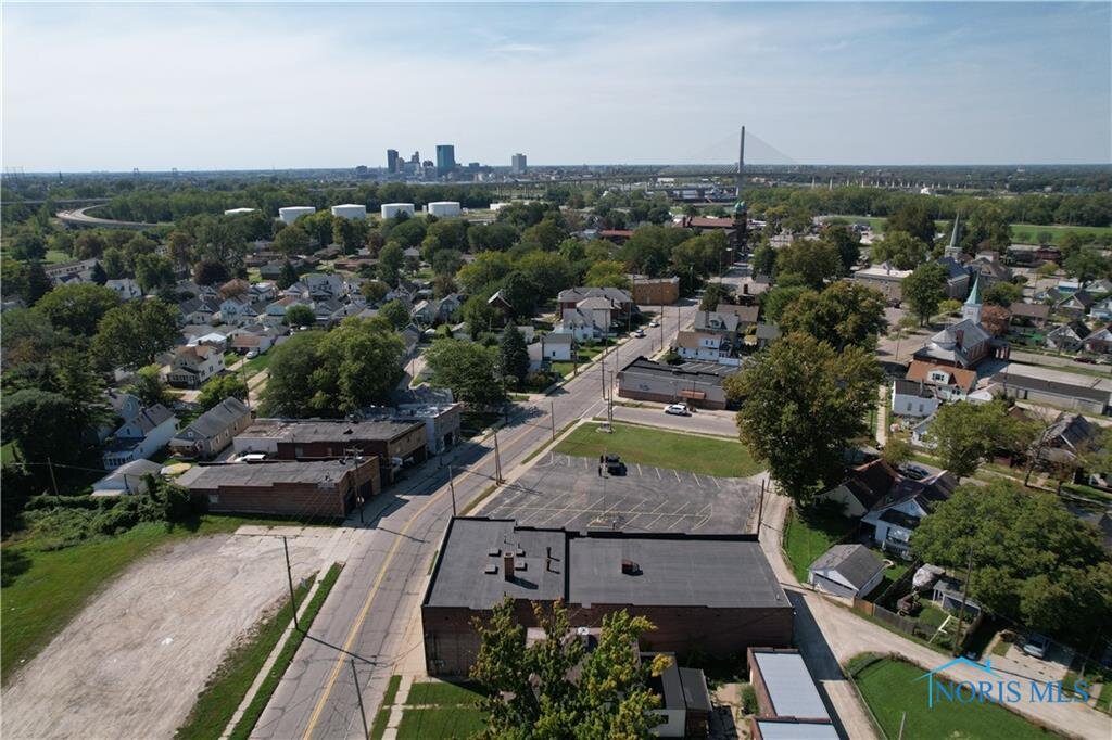 Image for MINIMUM BID AUCTION $125,000! 2212 Consaul St