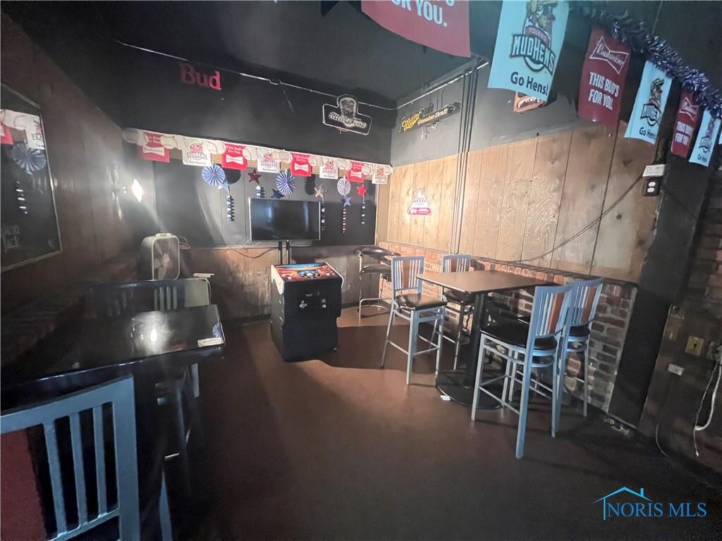 Image for MINIMUM BID AUCTION $125,000! 2212 Consaul St