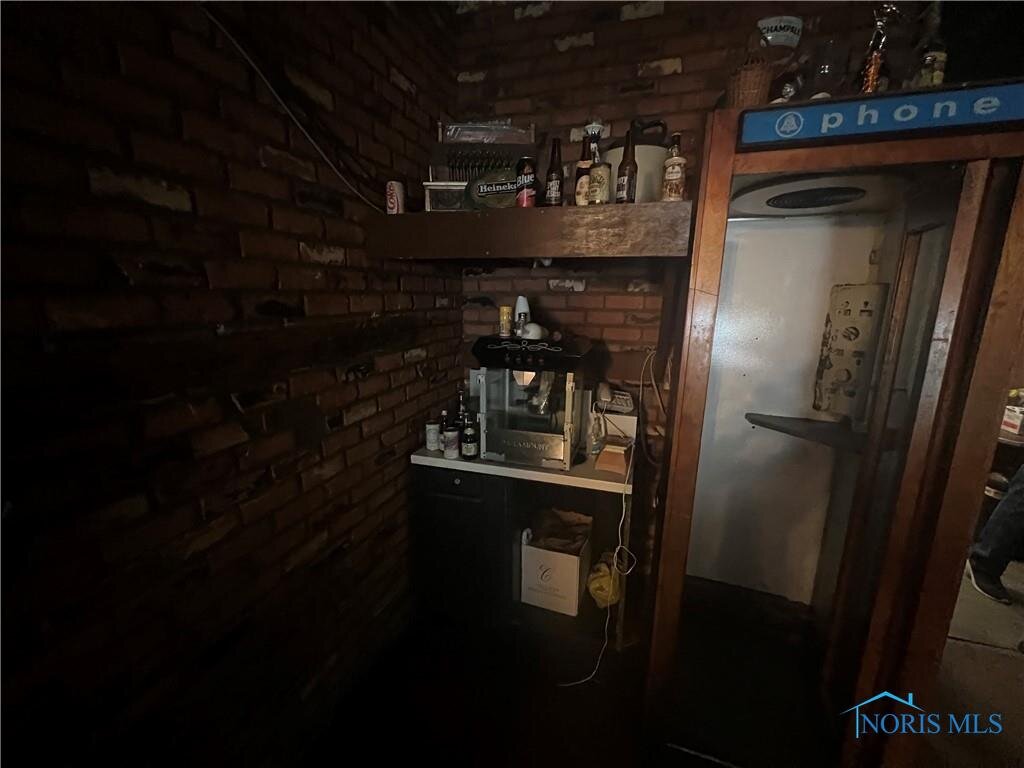 Image for MINIMUM BID AUCTION $125,000! 2212 Consaul St