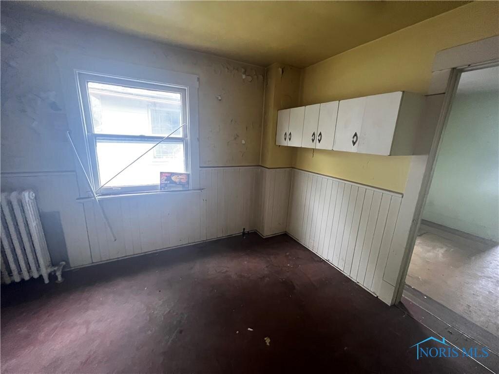 Image for MINIMUM BID AUCTION $125,000! 2212 Consaul St