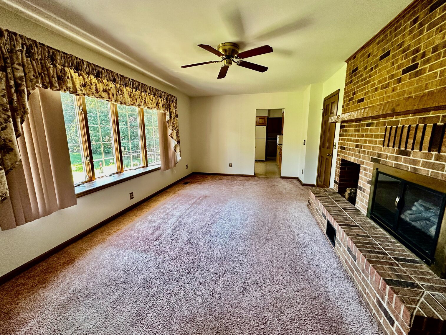 Image for Immaculate 3 BR/3.5 BA Brick Home w/Finished Walk-Out Basement Only Minutes from JMU & I-81--- Belmont Estates