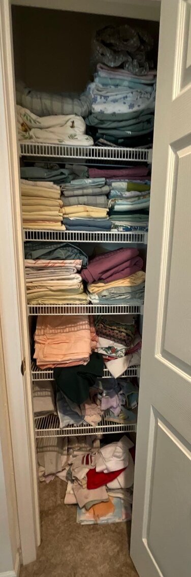 Linen Closet- Contents of Closet