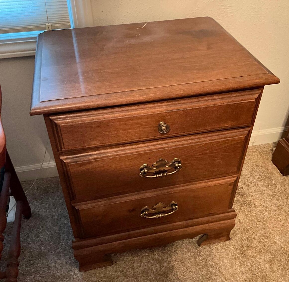 B1- Dresser, (2) End Tables, and Lamp